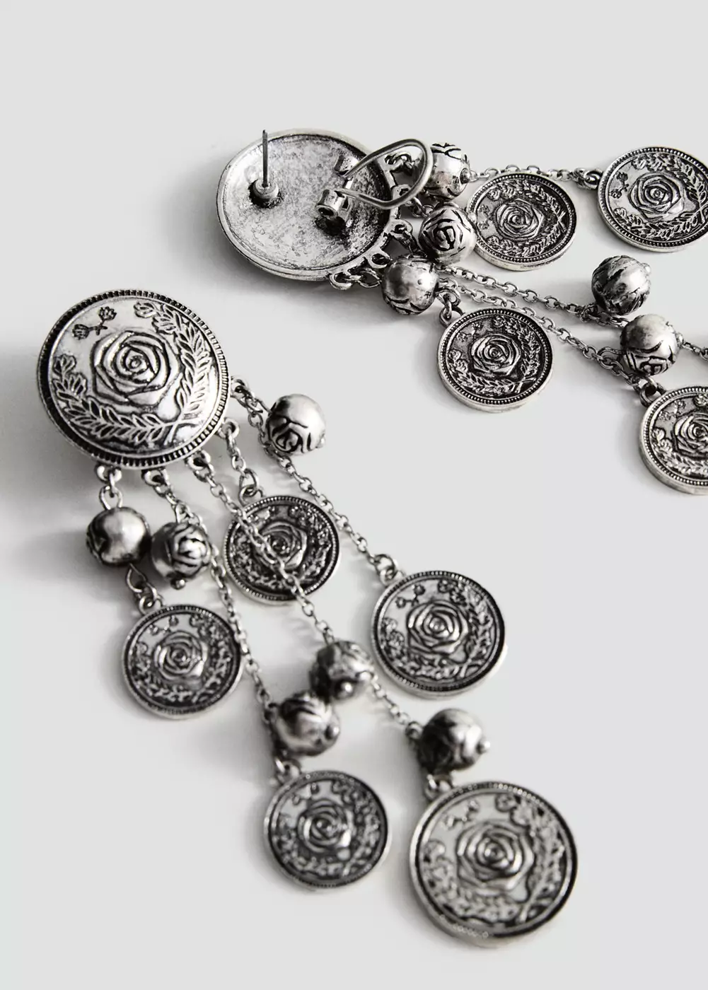 Boucles d'oreilles pendantes avec détails gravés, MANGO
