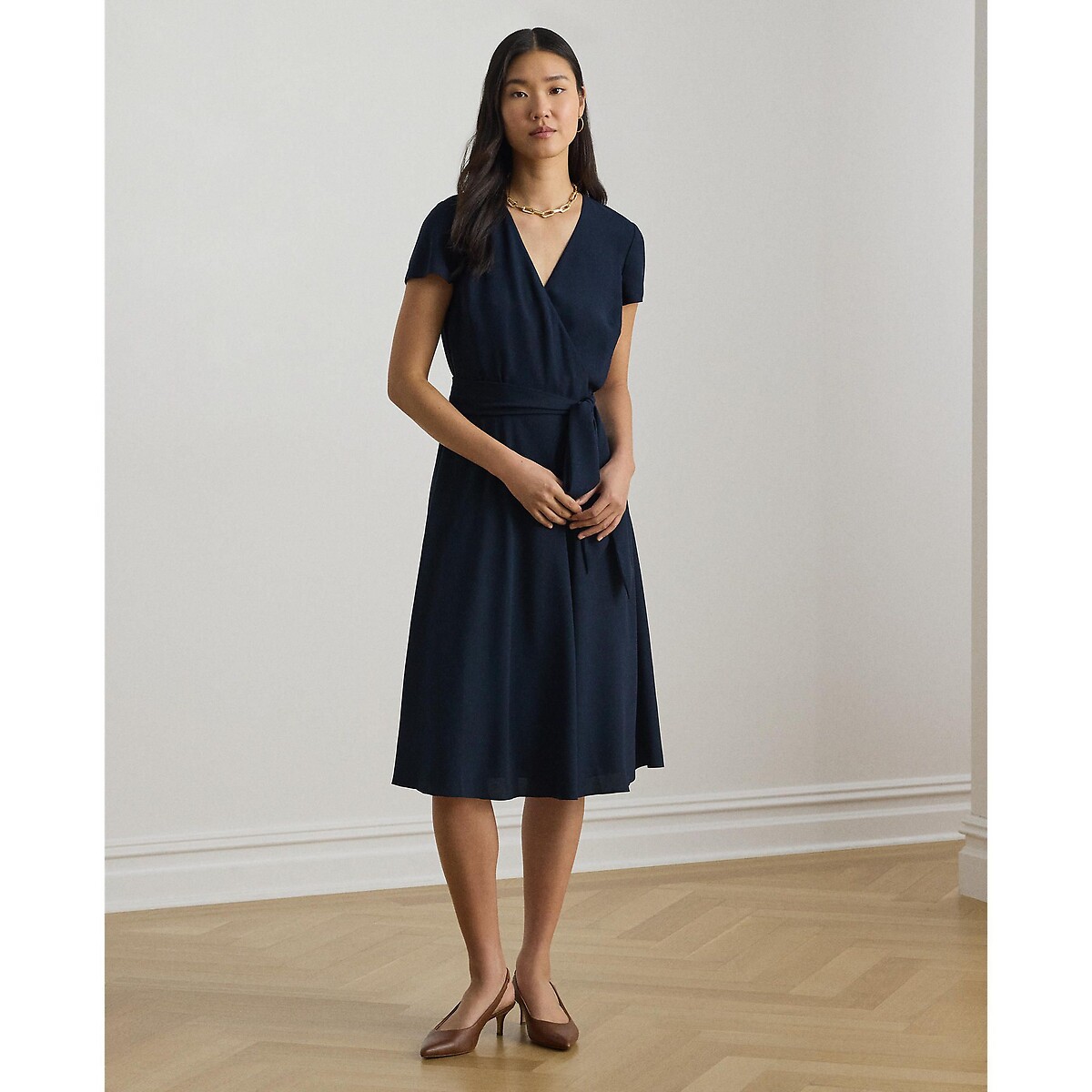 ralph lauren navy blue dress Short Sleeve Wrapover Midi Shoe size:EU39 / UK6 / US7 65% cotton Sideboards HOW TO DRESS UP
