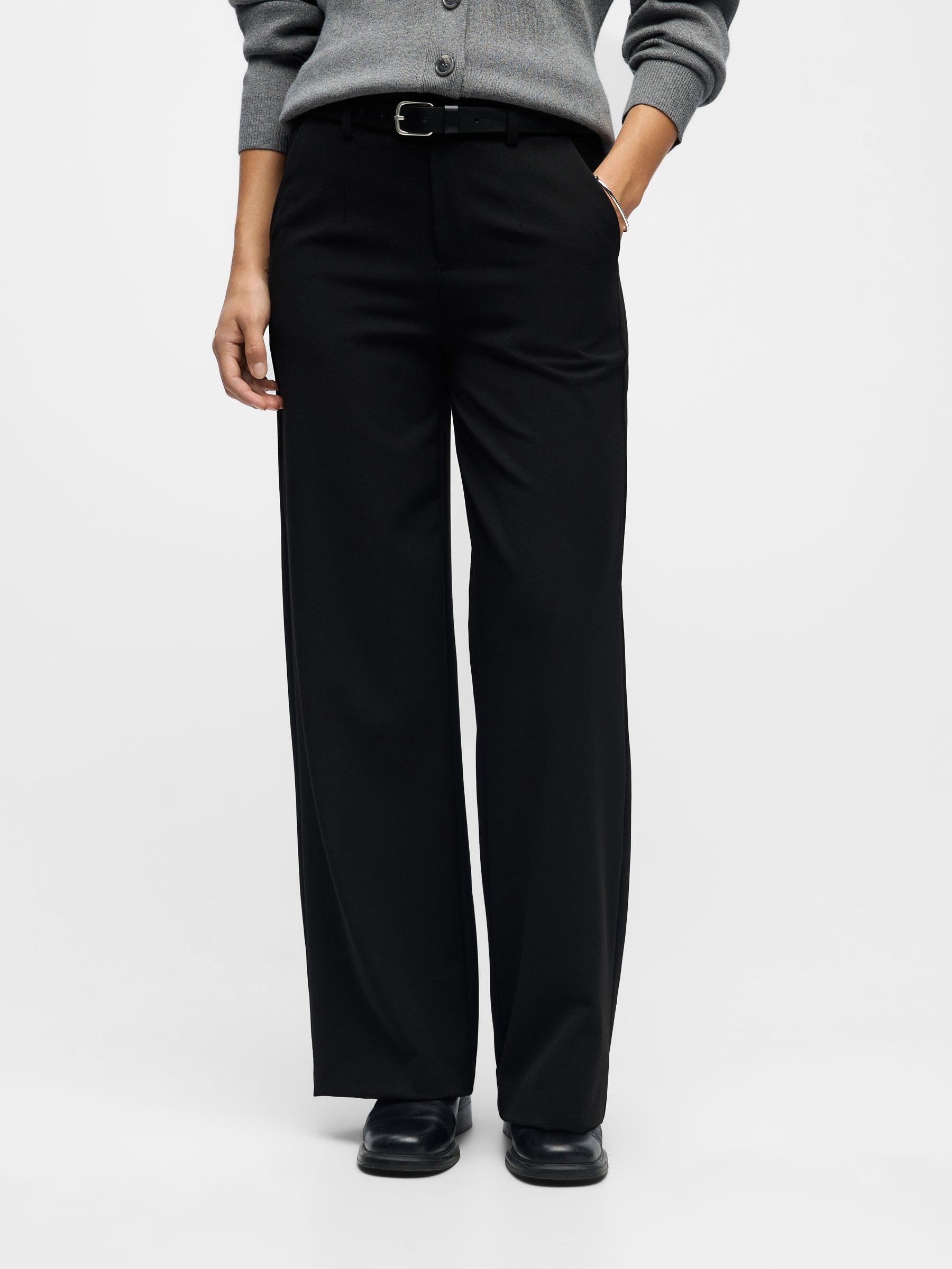 Pantalon, OBJECT