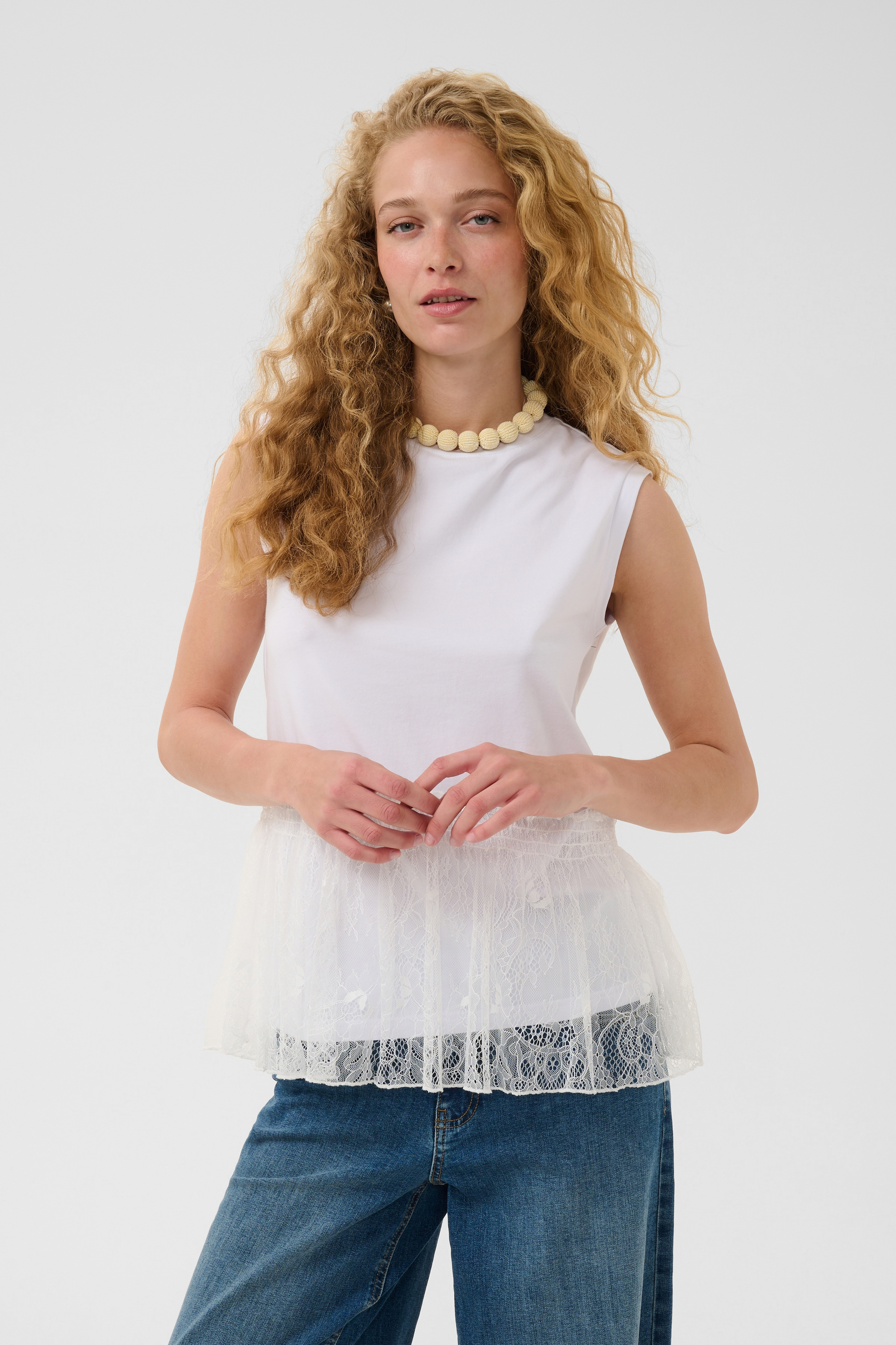 Blouse sans manches, CULTURE