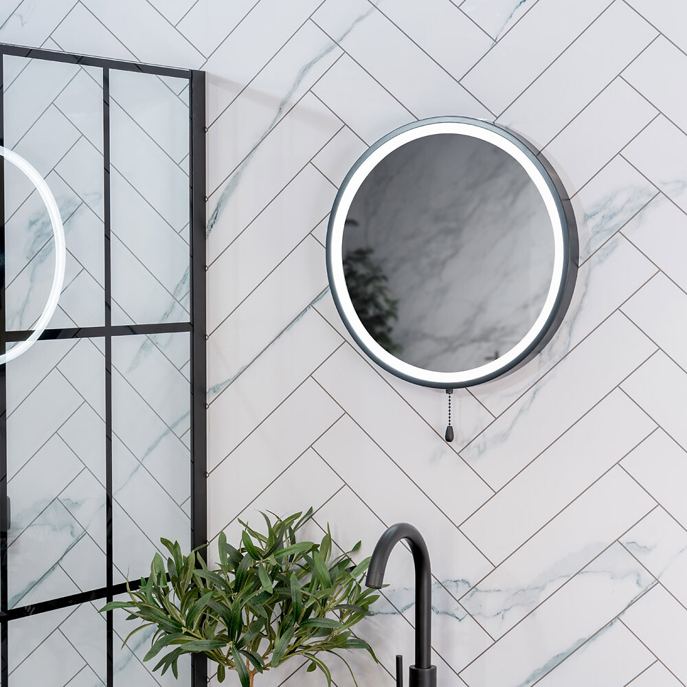 Round Battery Operated Bathroom Mirror, SO'HOME