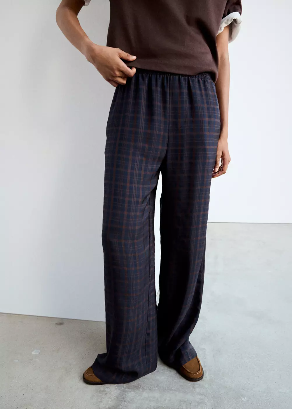 Pantalon droit à carreaux, MANGO