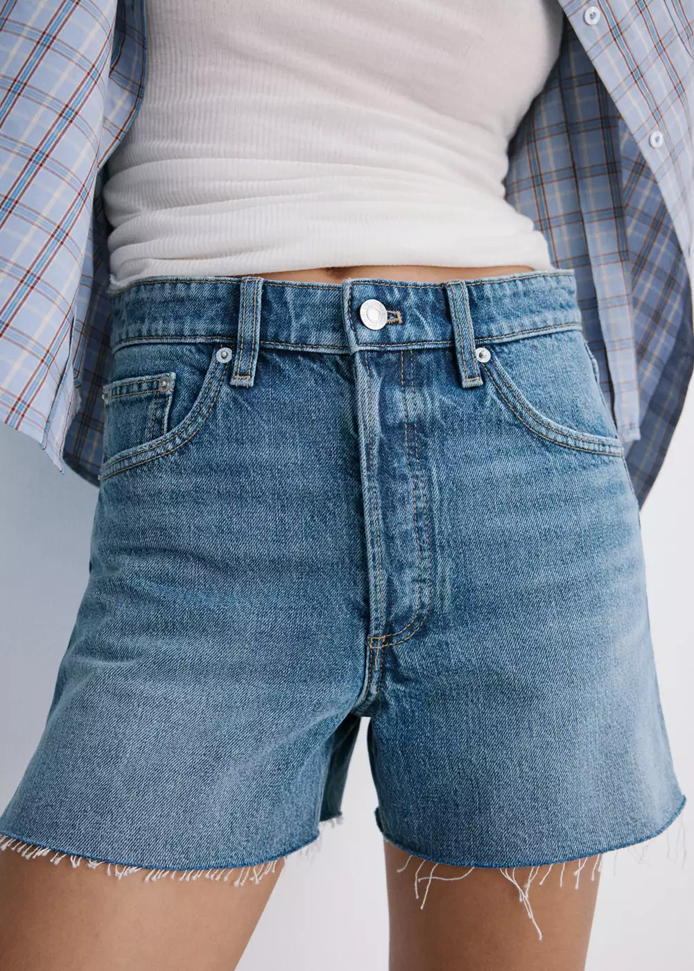 Short en jean revers effilochés, MANGO