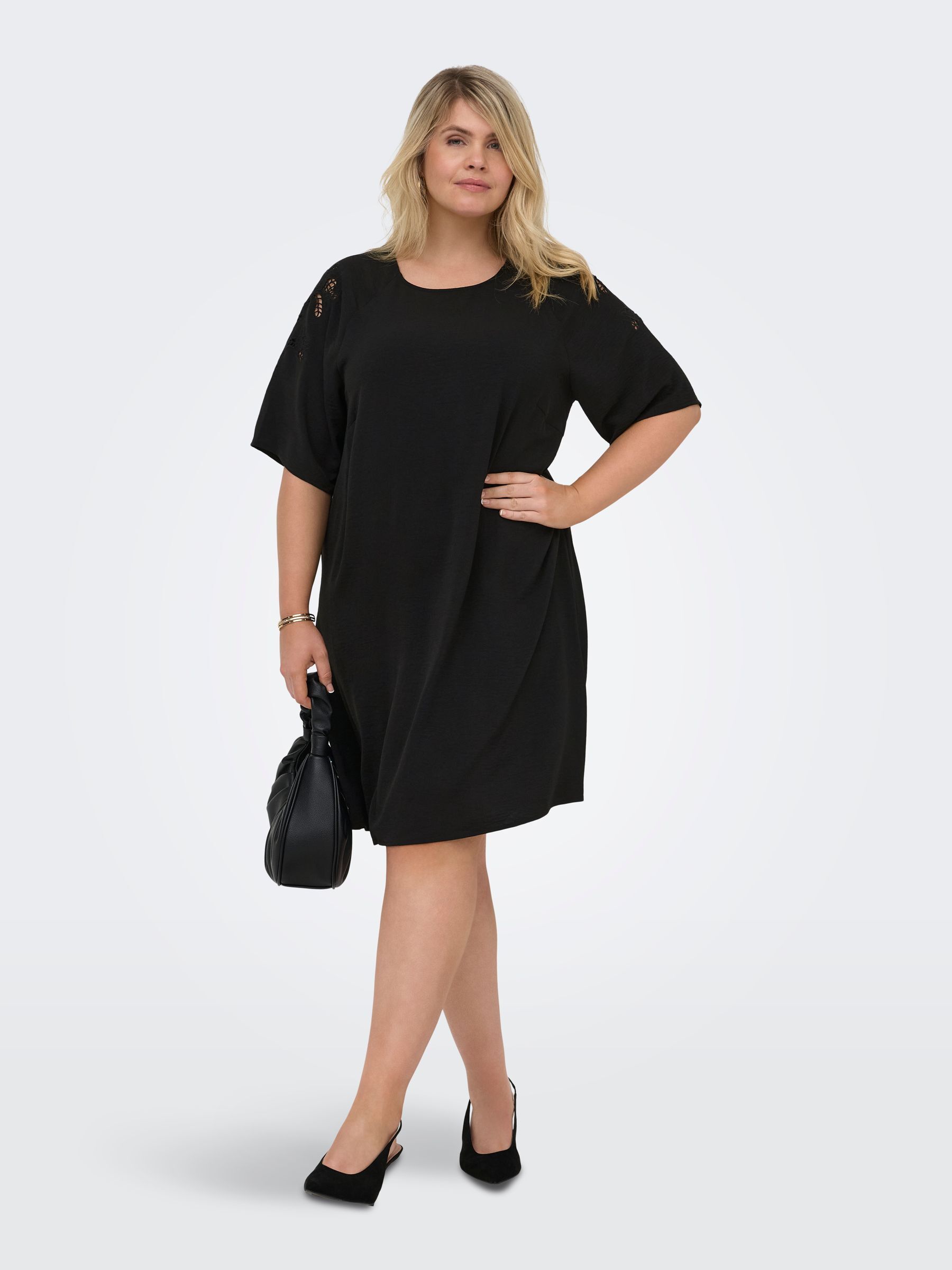 Robe, ONLY CARMAKOMA