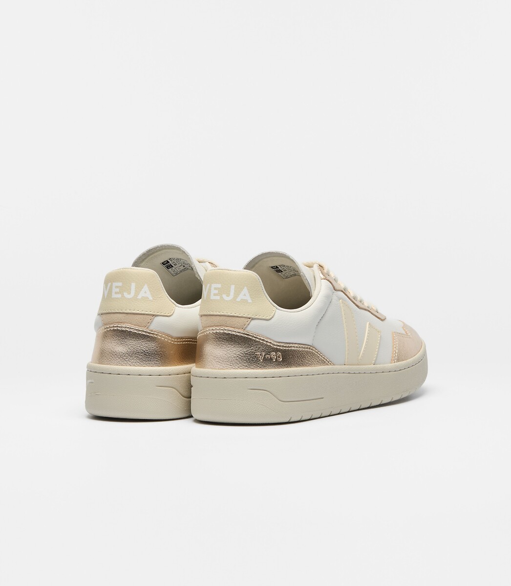 Veja Zapatillas deportivas de piel V-90 — photo 3