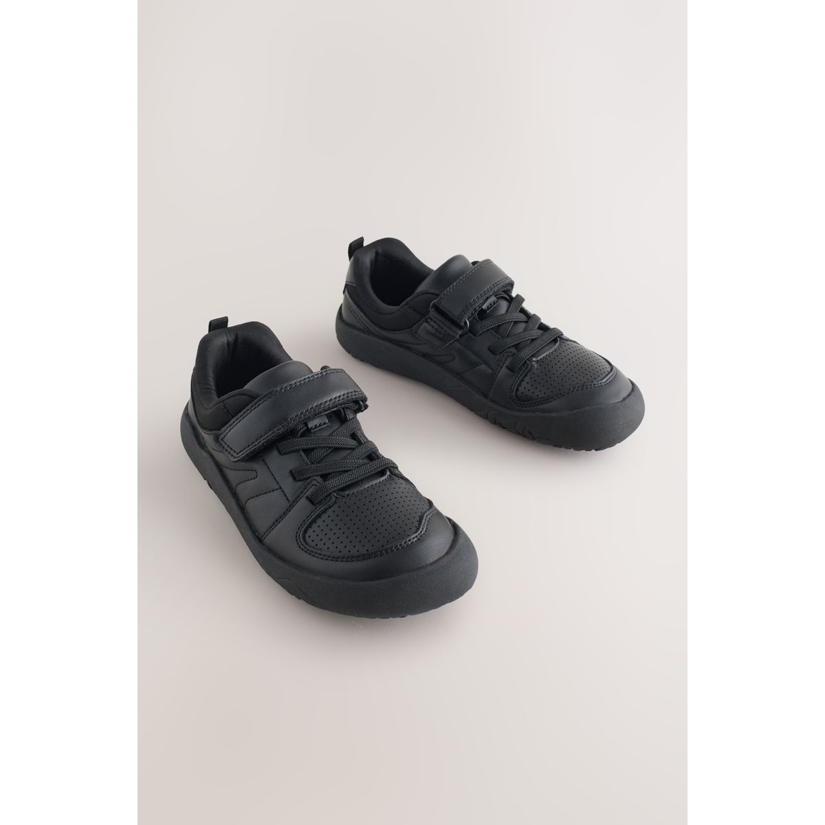 Chaussures d'école effet pieds nus en cuir, NEXT