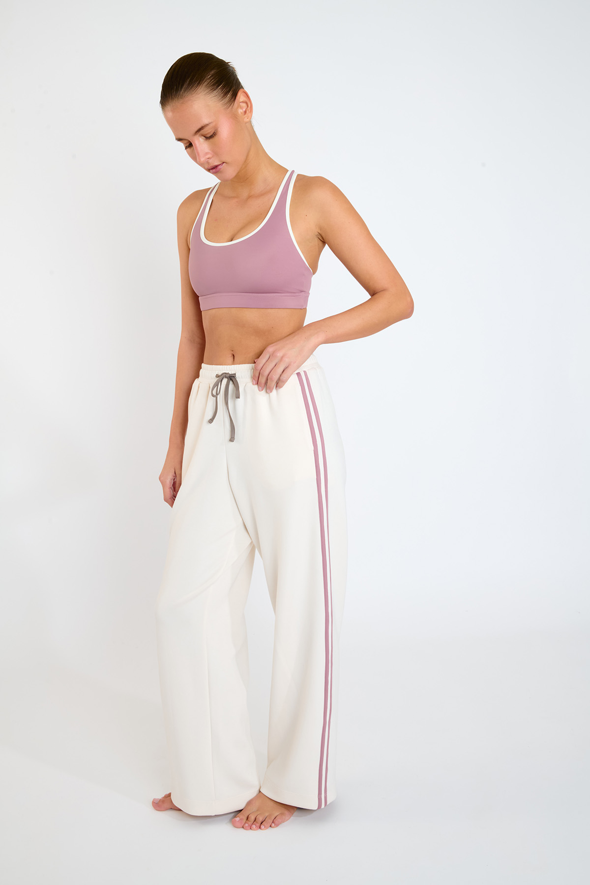 Jogging Lunge - WELLVIBE, BANANA MOON