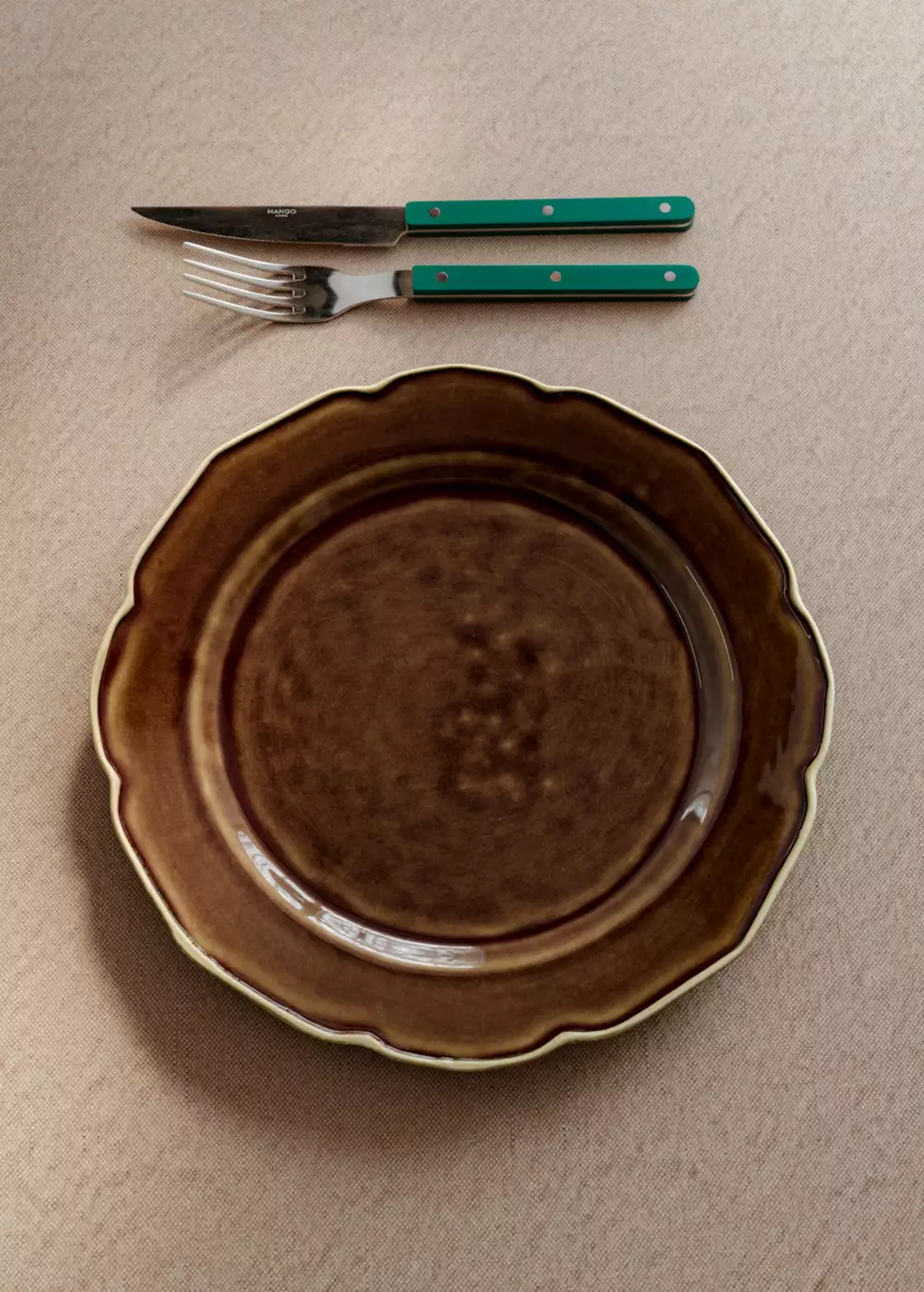 Assiette creuse grès ondulé, MANGO HOME