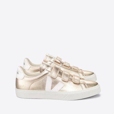 Recife ChromeFree Trainers in Metallic Leather VEJA
