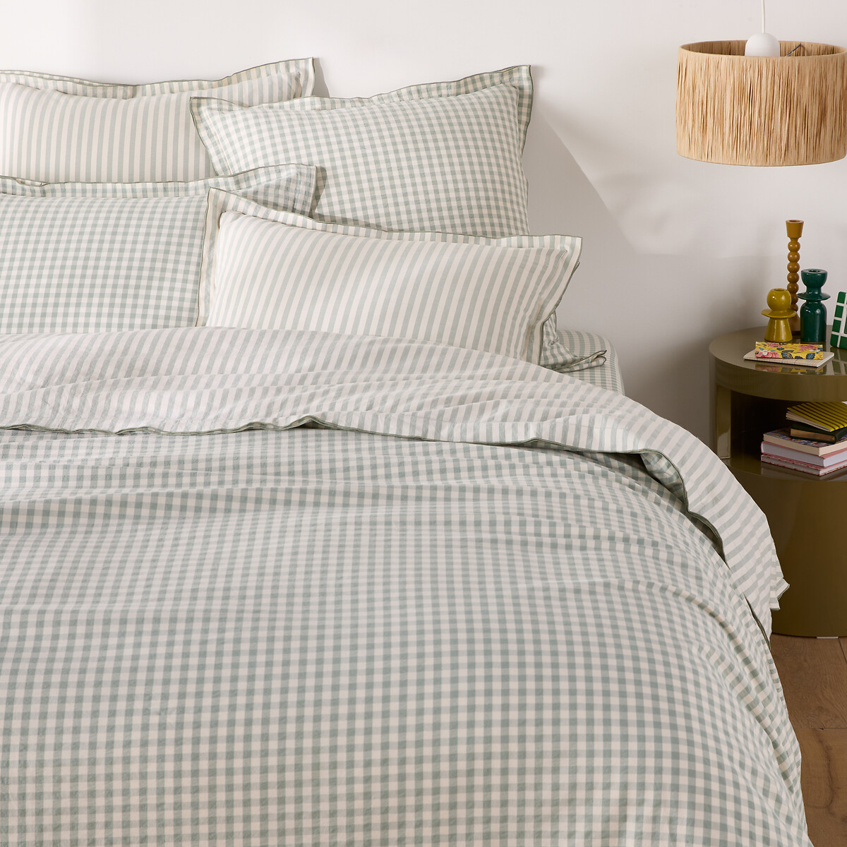 Set Copripiumino King Size 8 Pezzi Verde Salvia – Seersucker Morbido Con Lenzuola, Federe E Giroletto – Biancheria Da Letto In Microfibra Per Tutte Le Stagioni