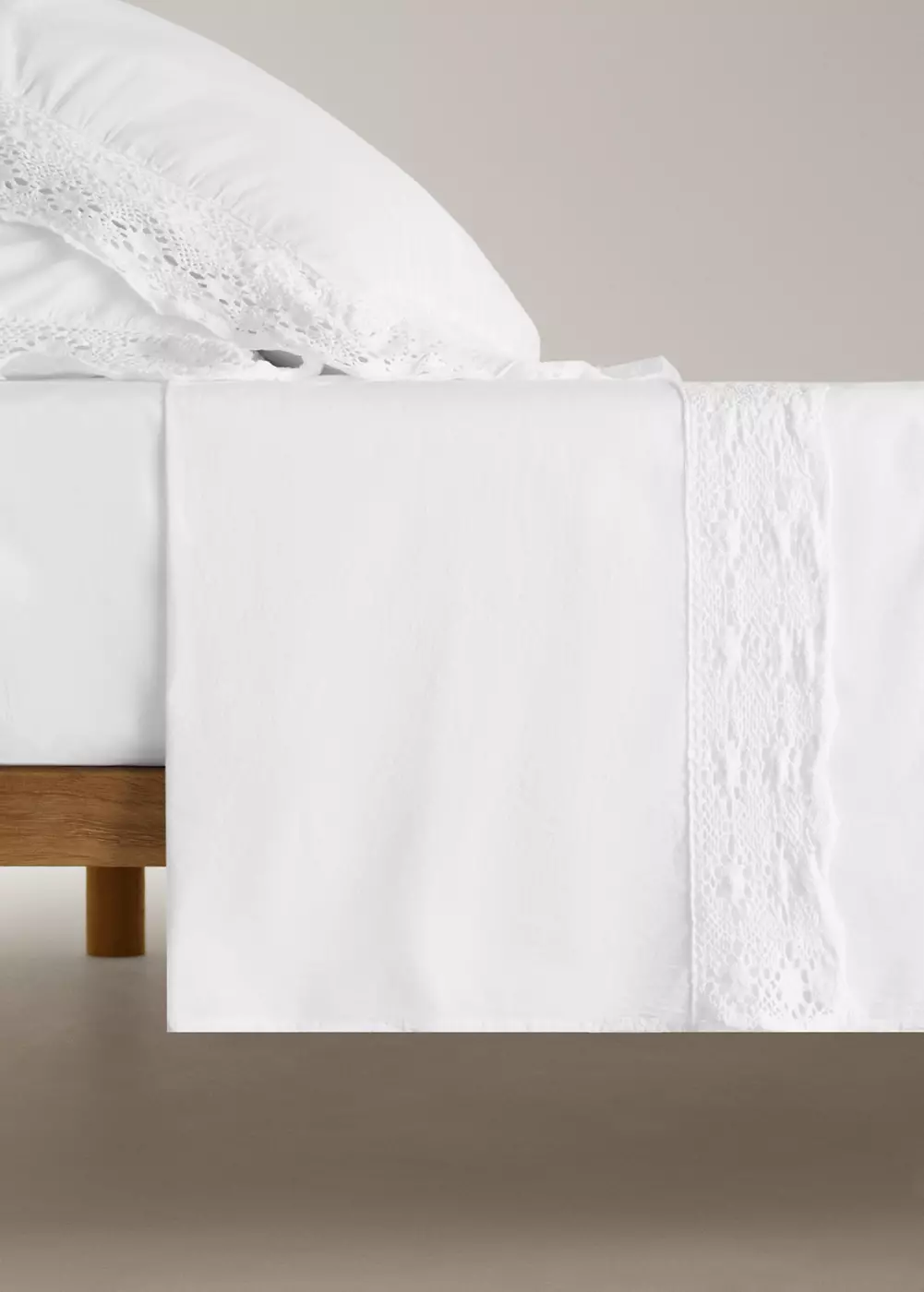 Drap plat coton garment-dyed dentelle large Lit 90 cm, MANGO HOME