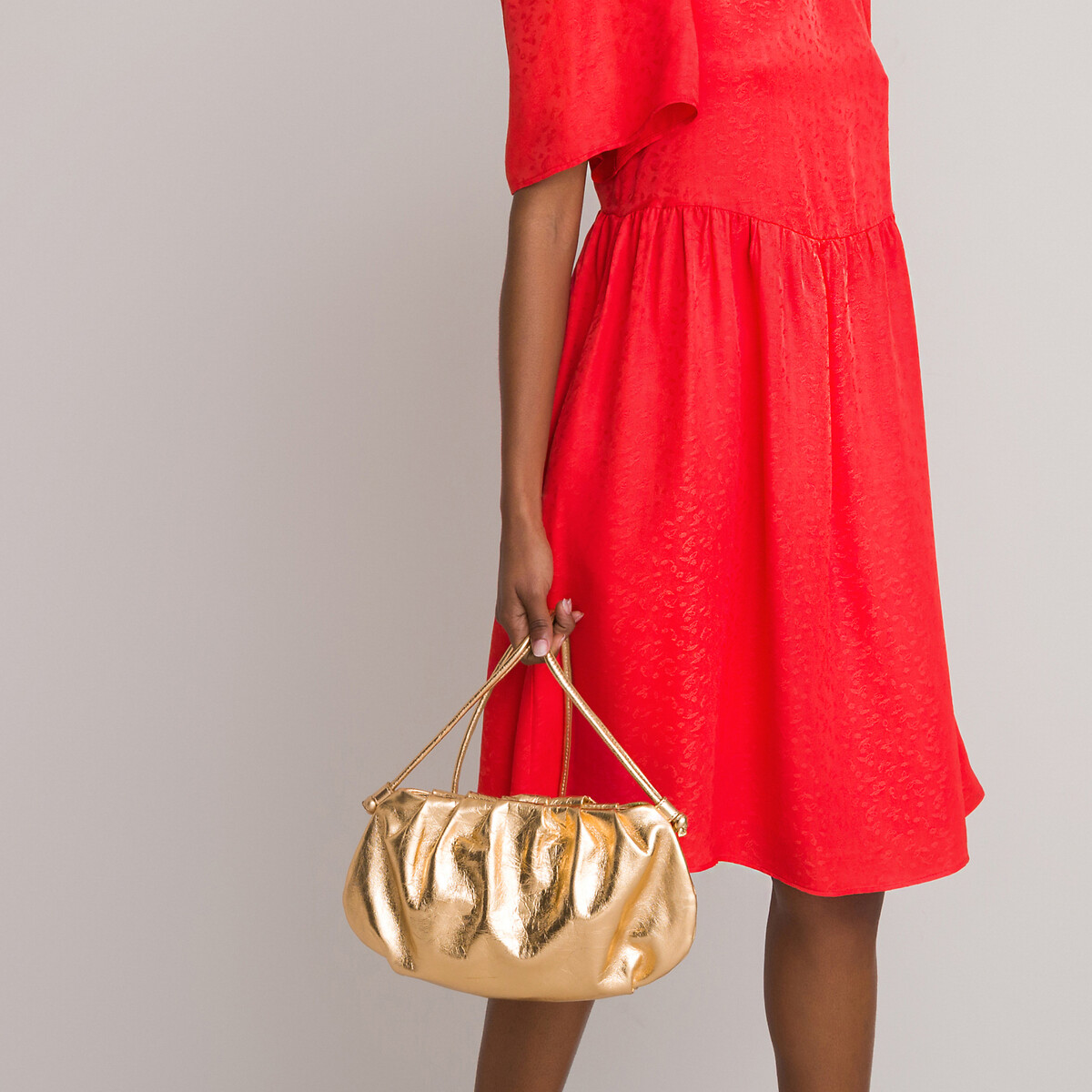 Bolso tipo clutch de piel metalizado ecológico dorado La Redoute  Collections | La Redoute