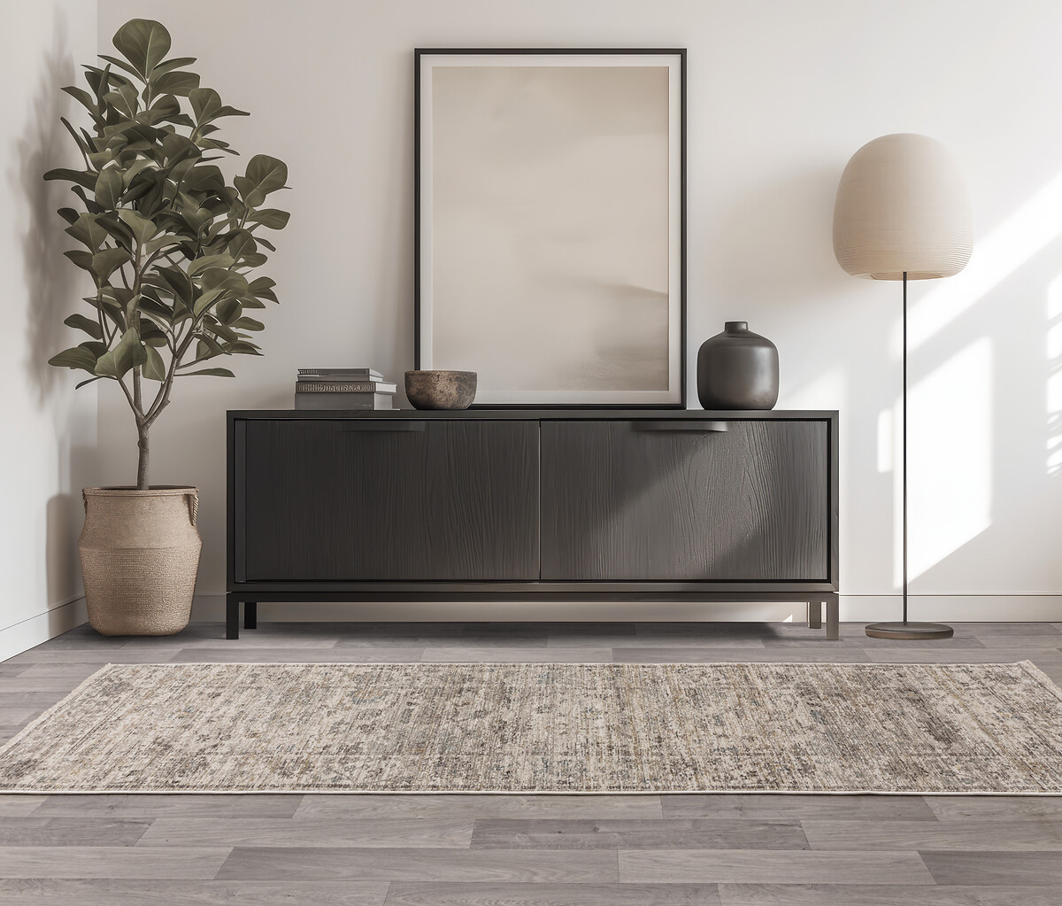 Softly Faded Antique Look Runner Rug, ÉDITÉ