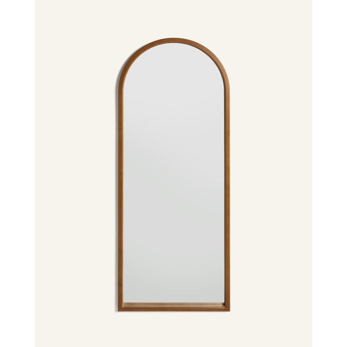 miroir-sur-pied-en-forme-d-arc-fabriqu-artisanalement-katia-wishupon