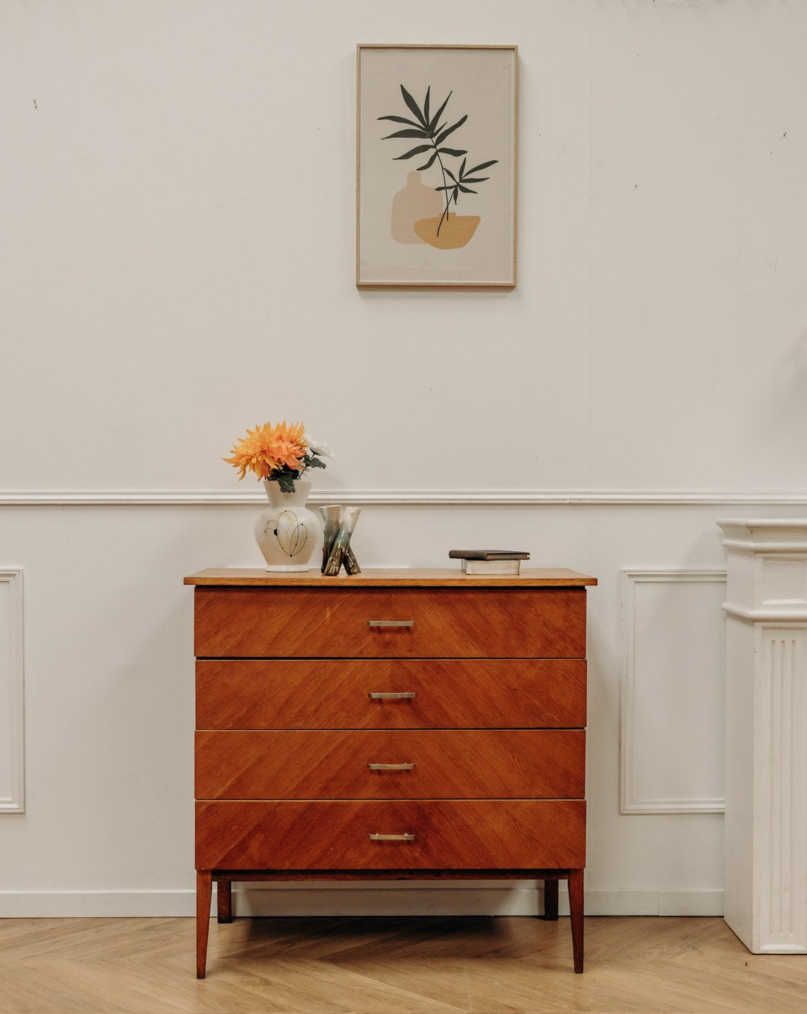 Commode au placage en bois en chevron Olga N°465 - Bon état, DEBONGOUT