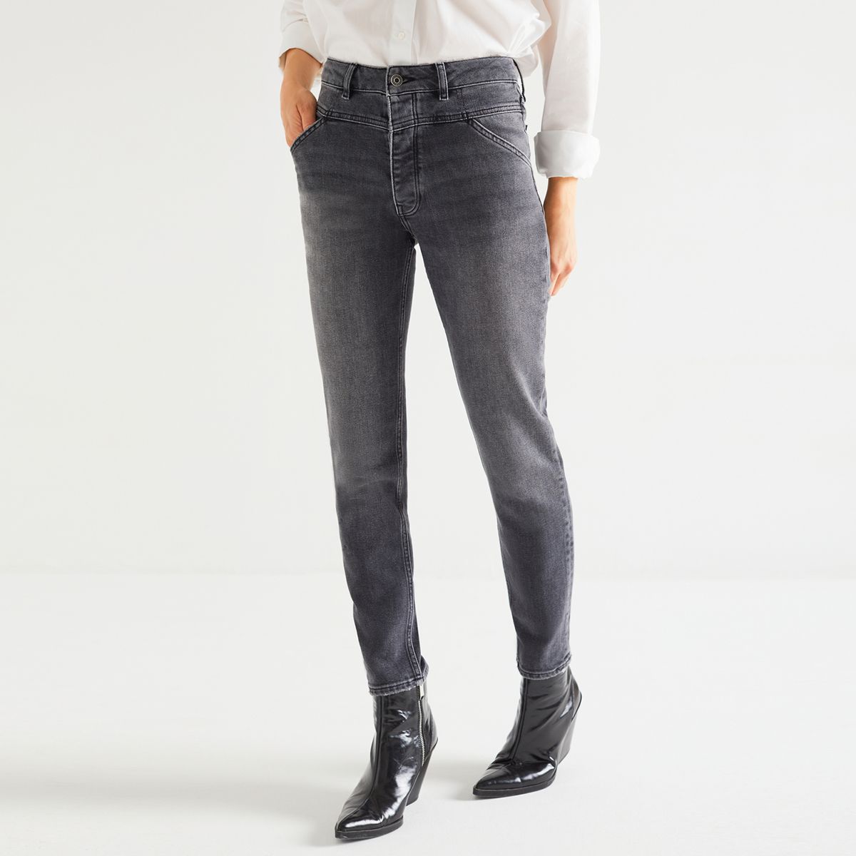 Jean mom outlet taille normale