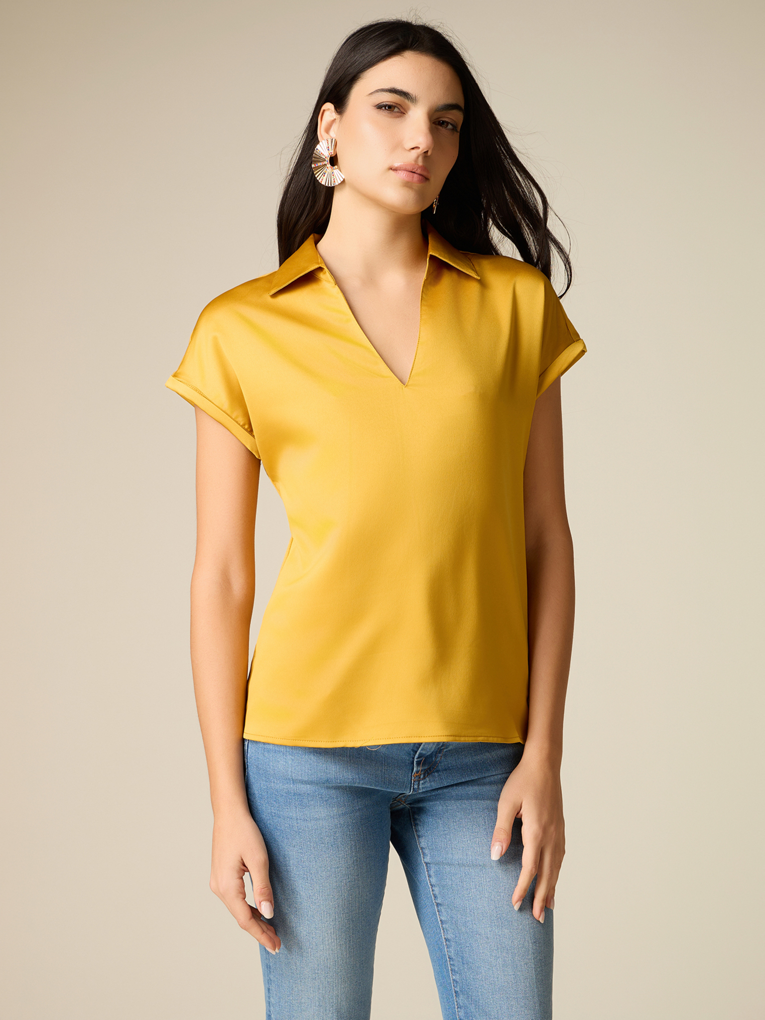 T-shirt à col en V, OLTRE