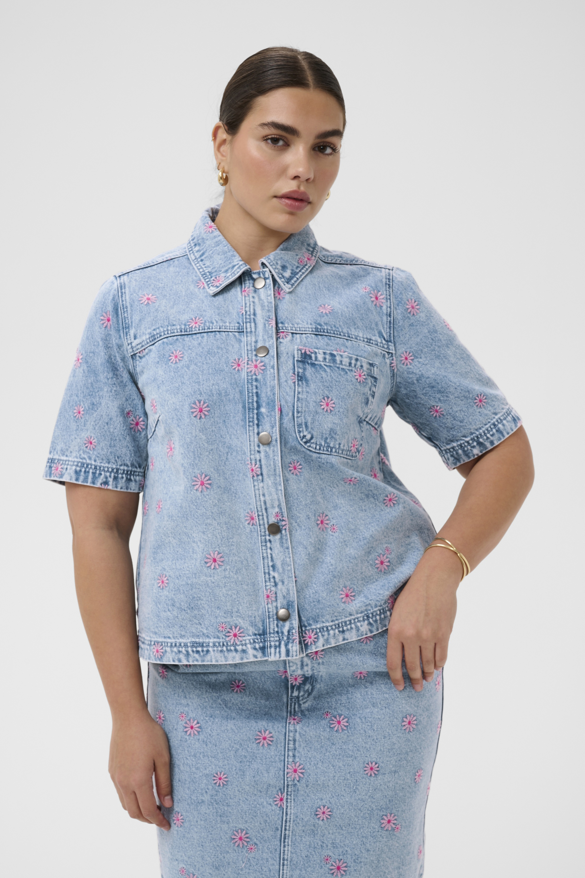 Chemise à manche courte, KAFFE CURVE