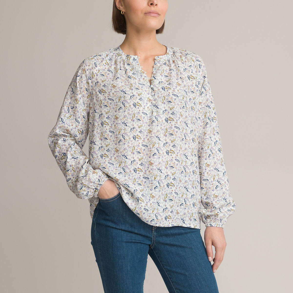 Floral Crew Neck Blouse with Long Sleeves