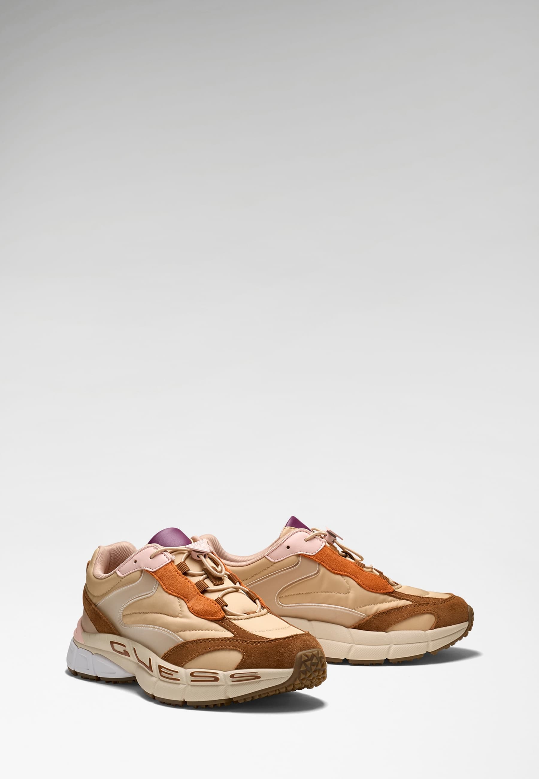 Chaussures De Course En Daim Bruzo, GUESS