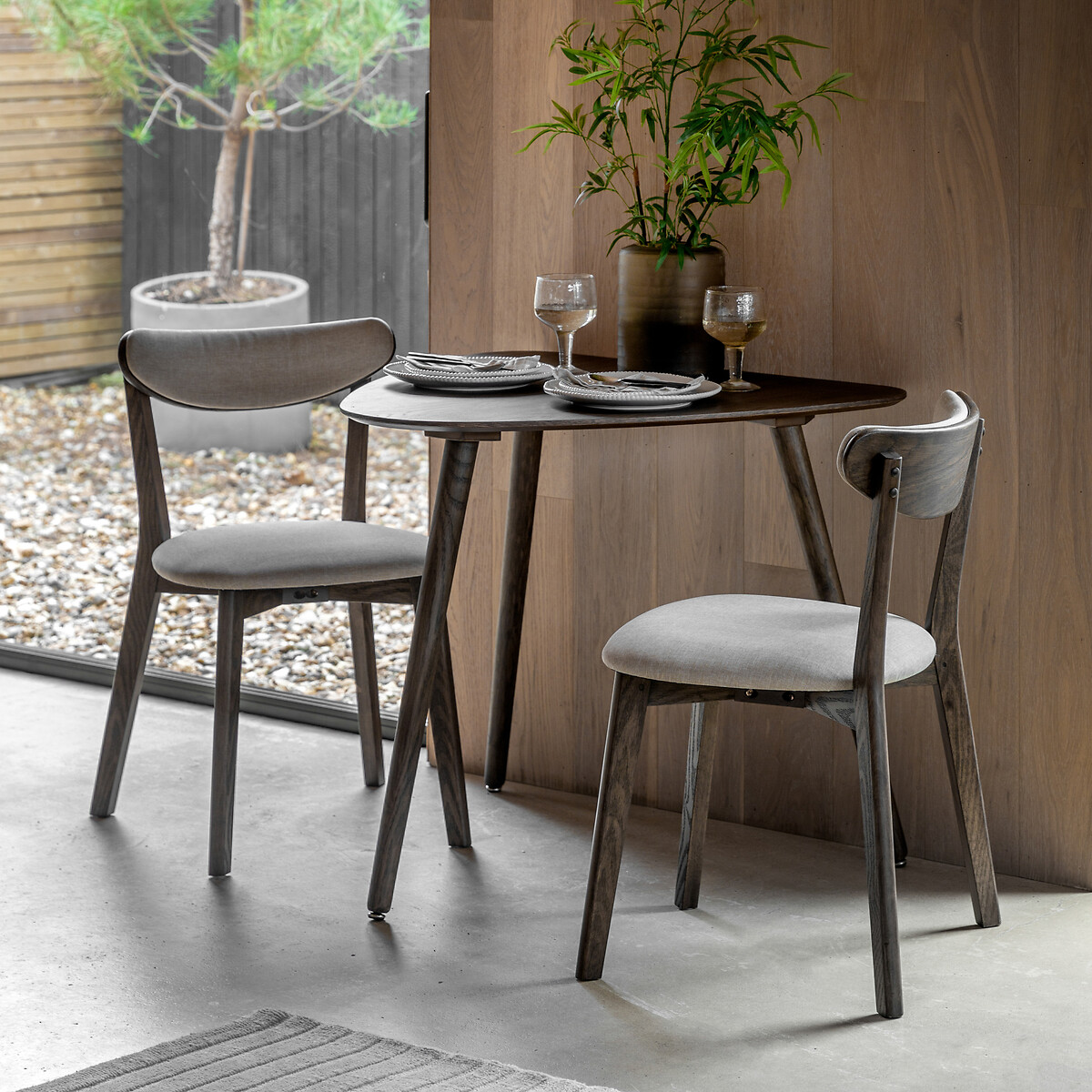 Hale Smoked Oak Triangular Dining Table (Seats 3), ÉDITÉ