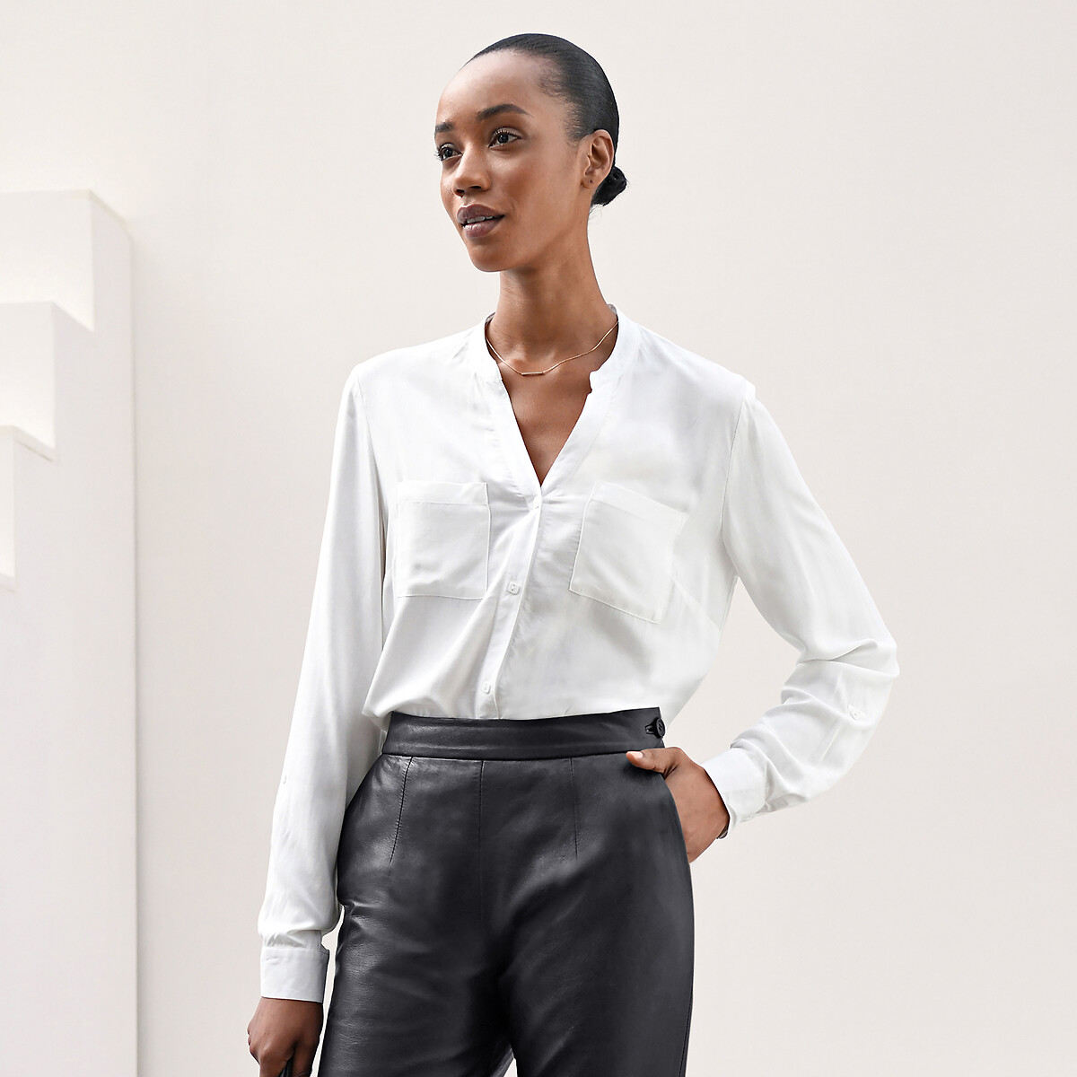 Ankle grazer peg trousers, length 26.5 