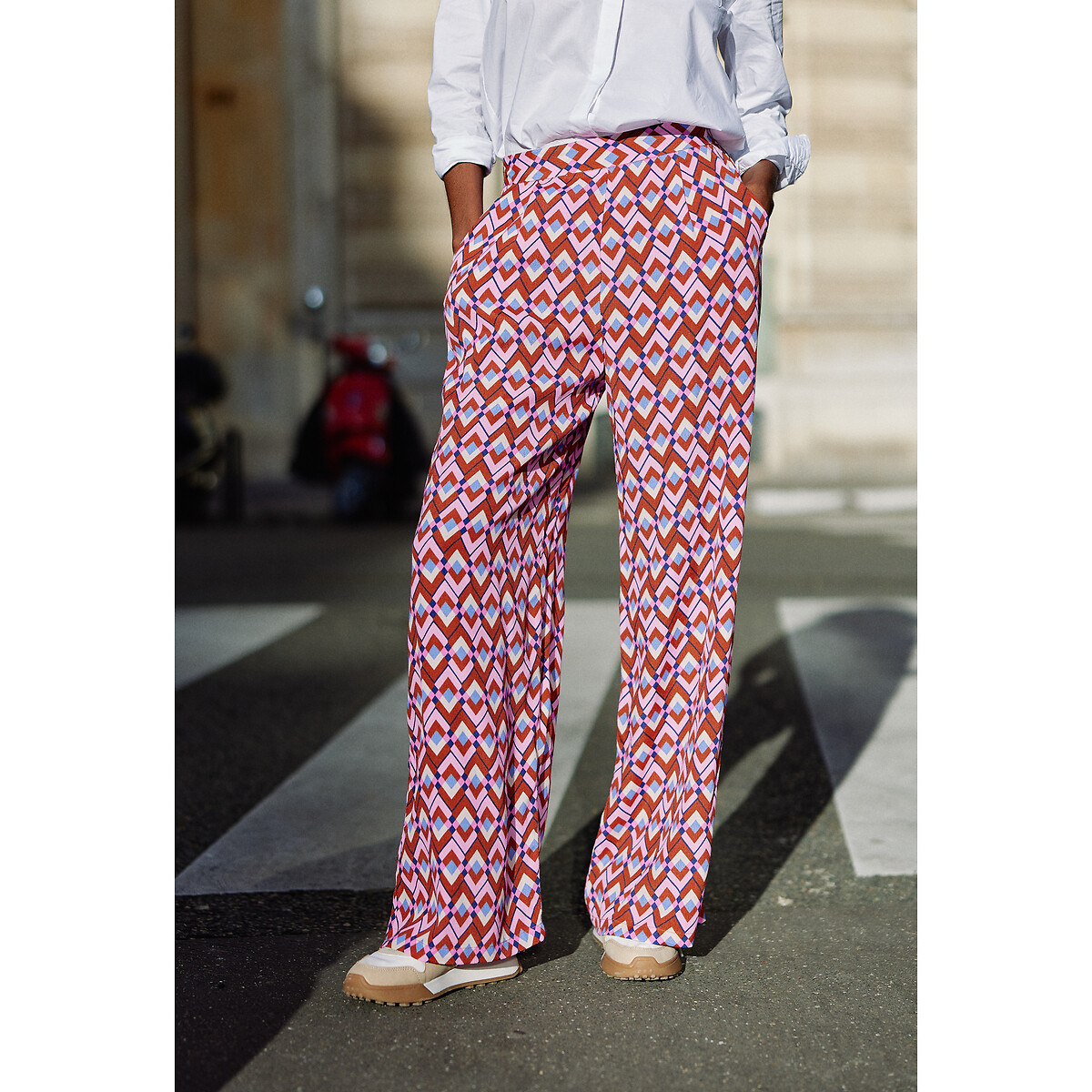 Polette Cotton Mix Trousers in Graphic Print