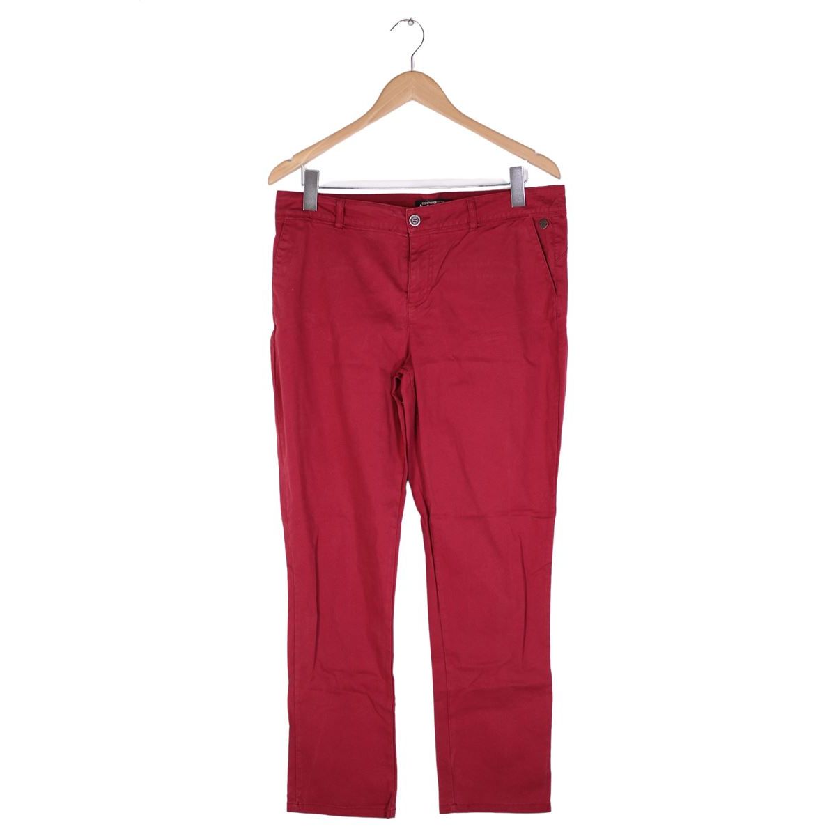 Pantalon rouge cache clearance cache