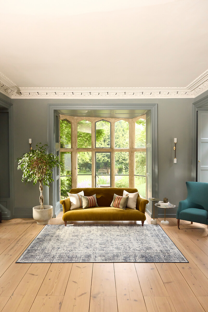Traditional Bordered Eco-Washable Rug, HUG RUG