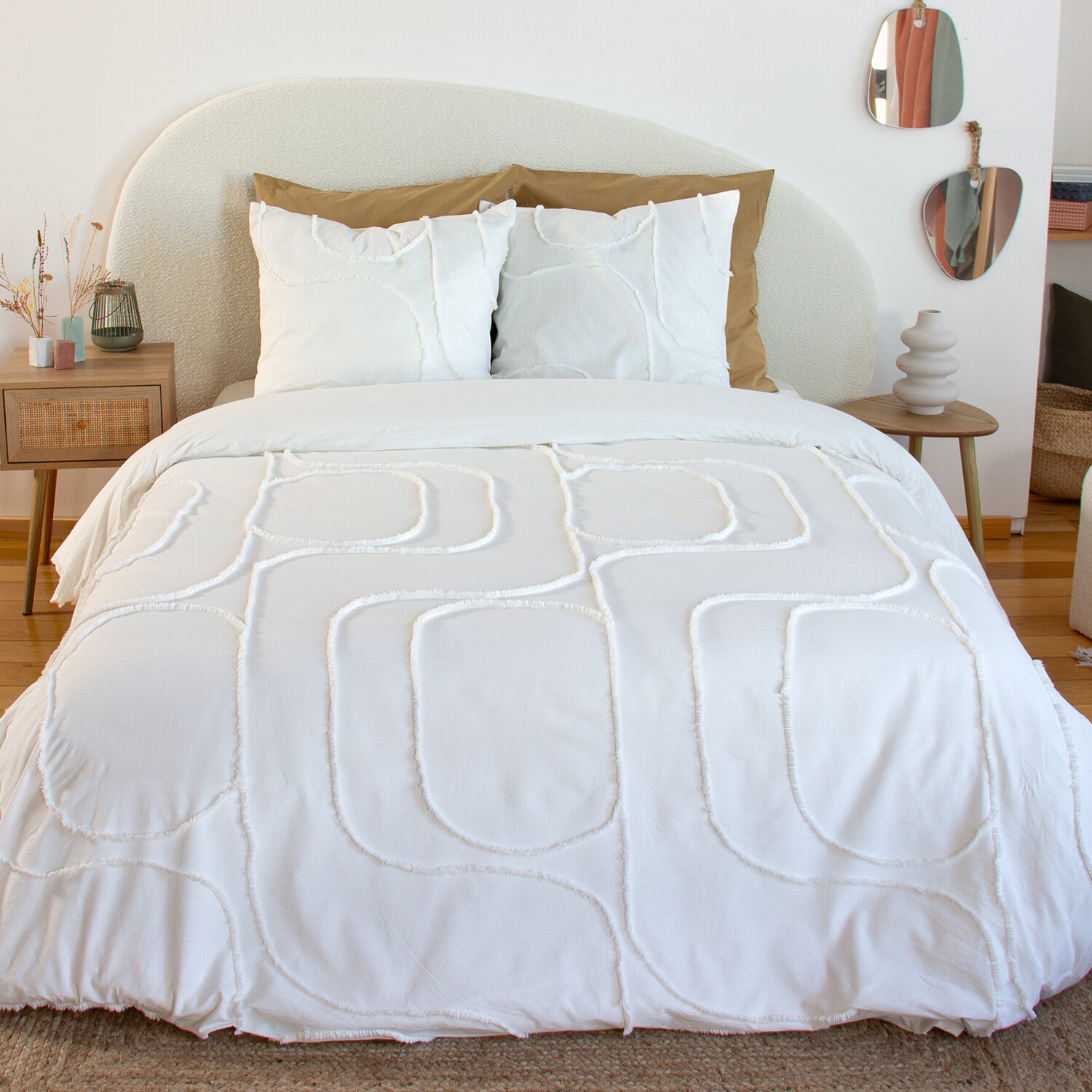 Parure de couette finitions tuftées en coton lavé unie, TUFÉA, C DESIGN HOME TEXTILE