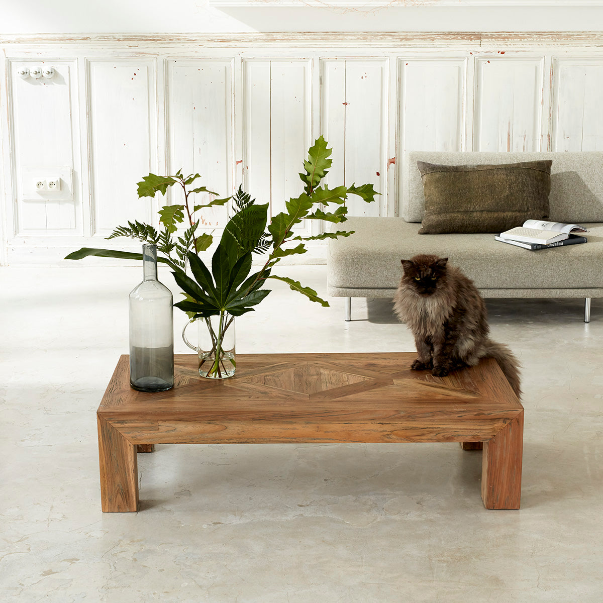 Table basse en bois de teck recyclé 120 cm CARGO, BERAH GETAH