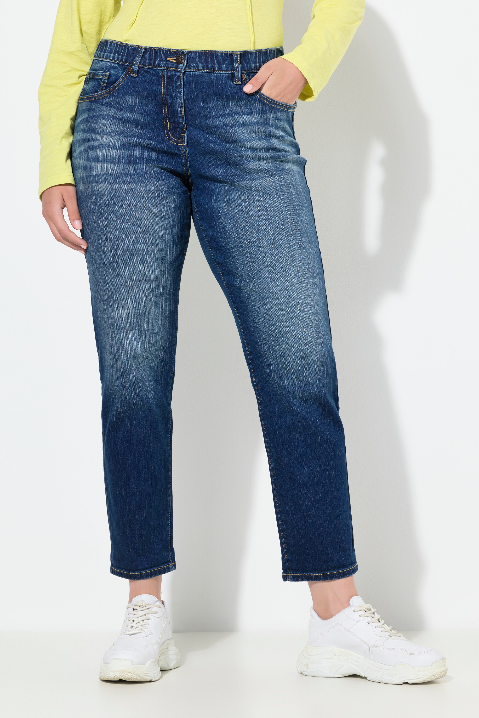 Jean boyfriend à 5 poches. Taille confortable, ULLA POPKEN
