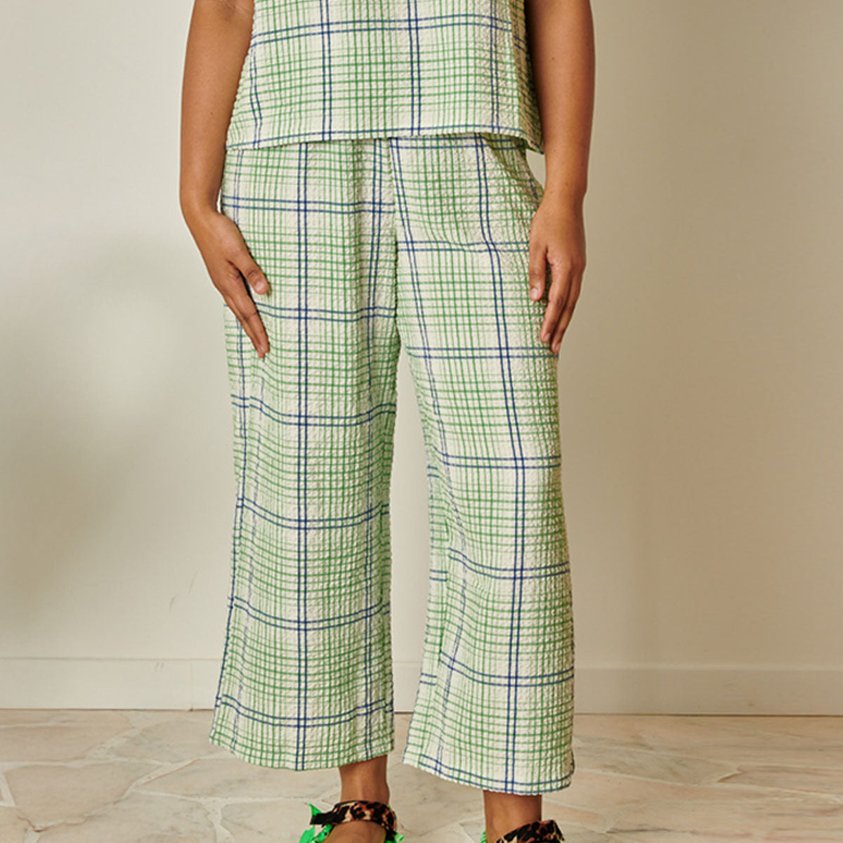 Pantalon texturé géométrique, WE ARE JOLIES