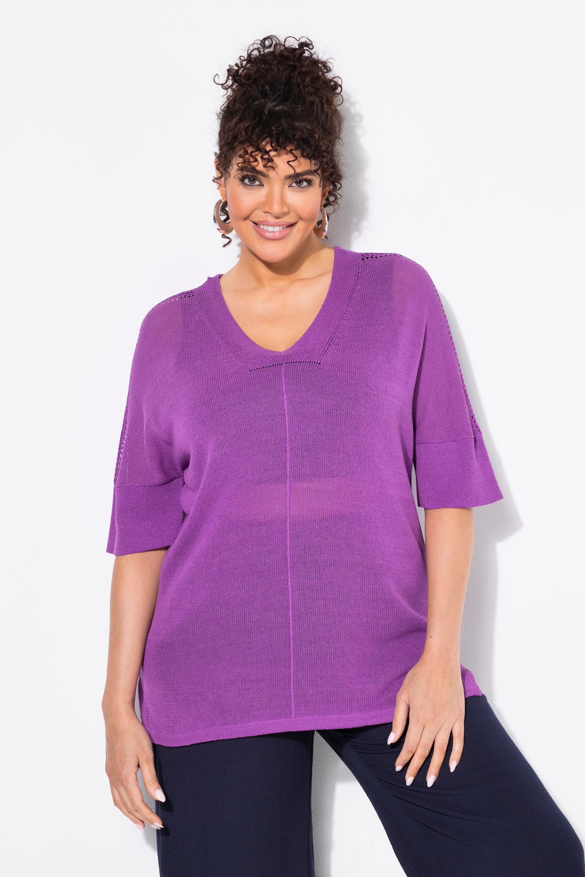 Pull oversize à couture fantaisie. Col V, ULLA POPKEN