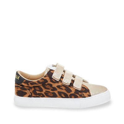 Toundra Leopard Print Trainers with Touch 'n' Close Fastening KAPORAL