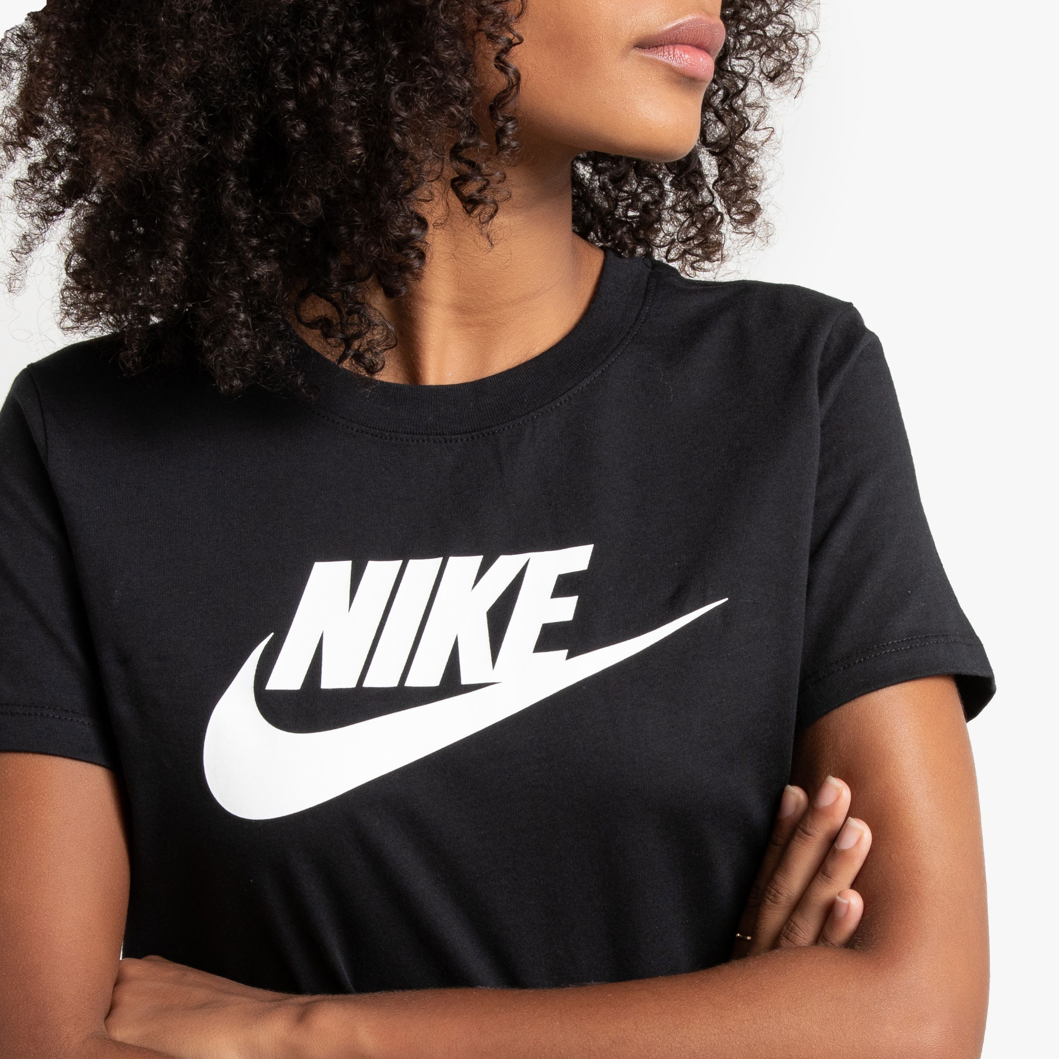 Camiseta sportswear logotipo negro Nike La Redoute