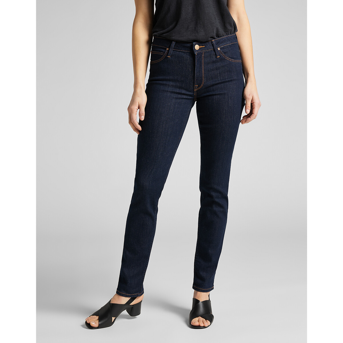 Elly Slim Fit Jeans with High Waist