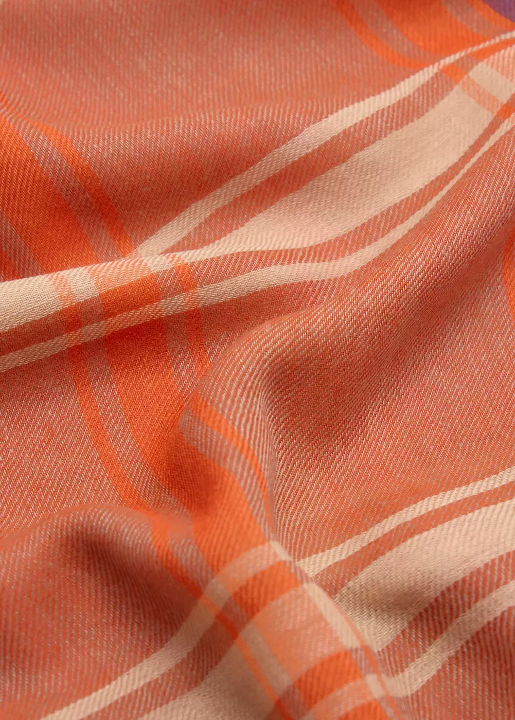Foulard 100 % laine à carreaux, MANGO