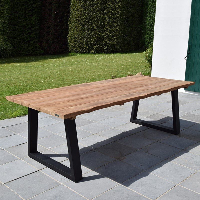 Table en alu et teck massif Mucen, GECKO JARDIN