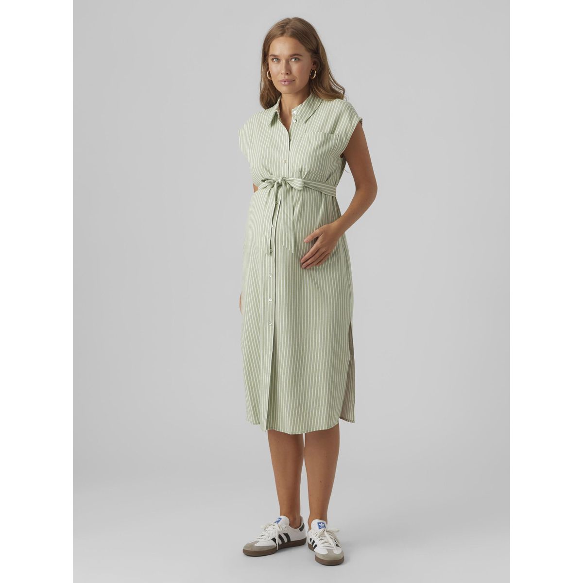 Robe chemise robe longue regular fit col rond reseda Vero Moda