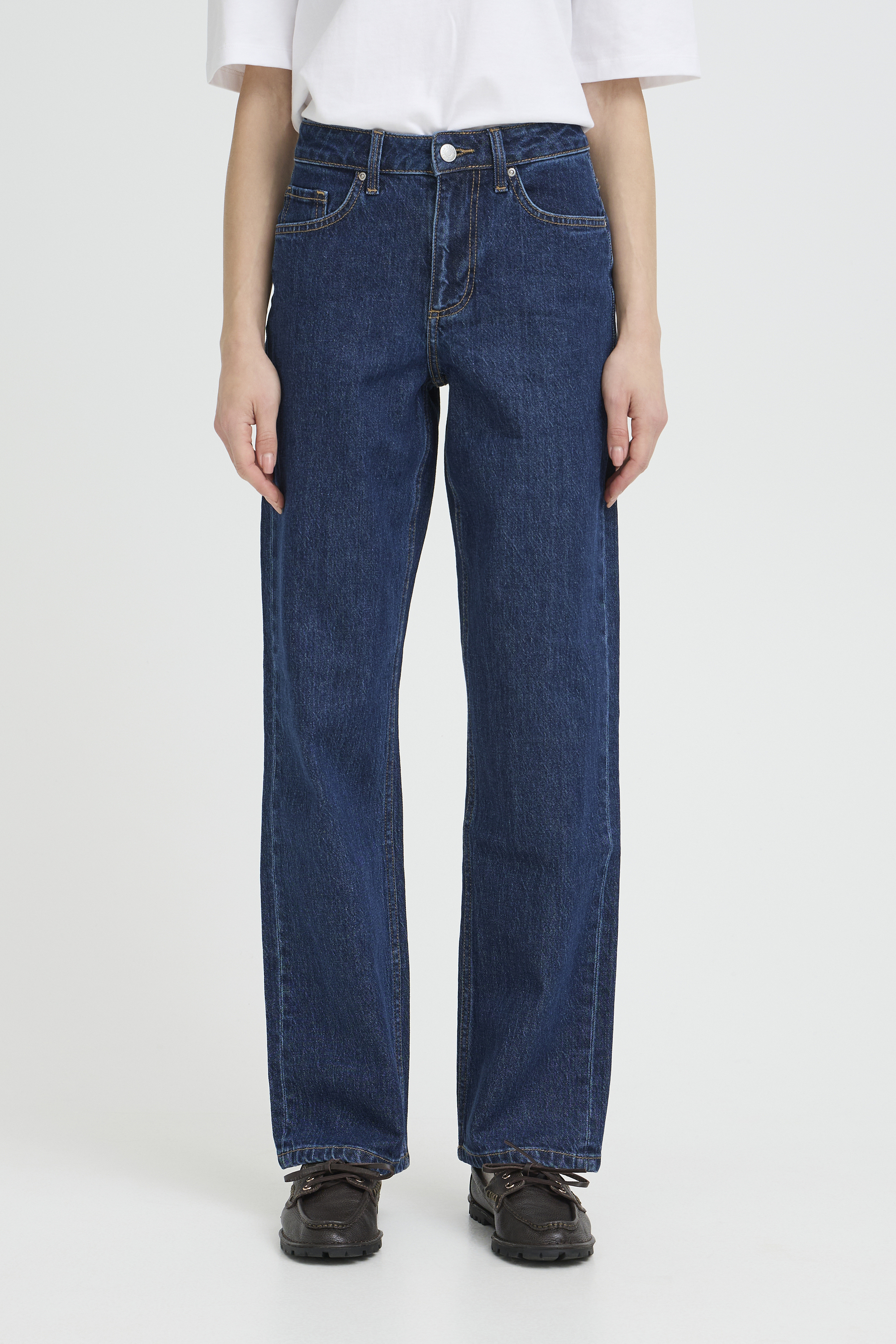 Jeans coupe droite, jambes larges, taille mi-haute, B.YOUNG