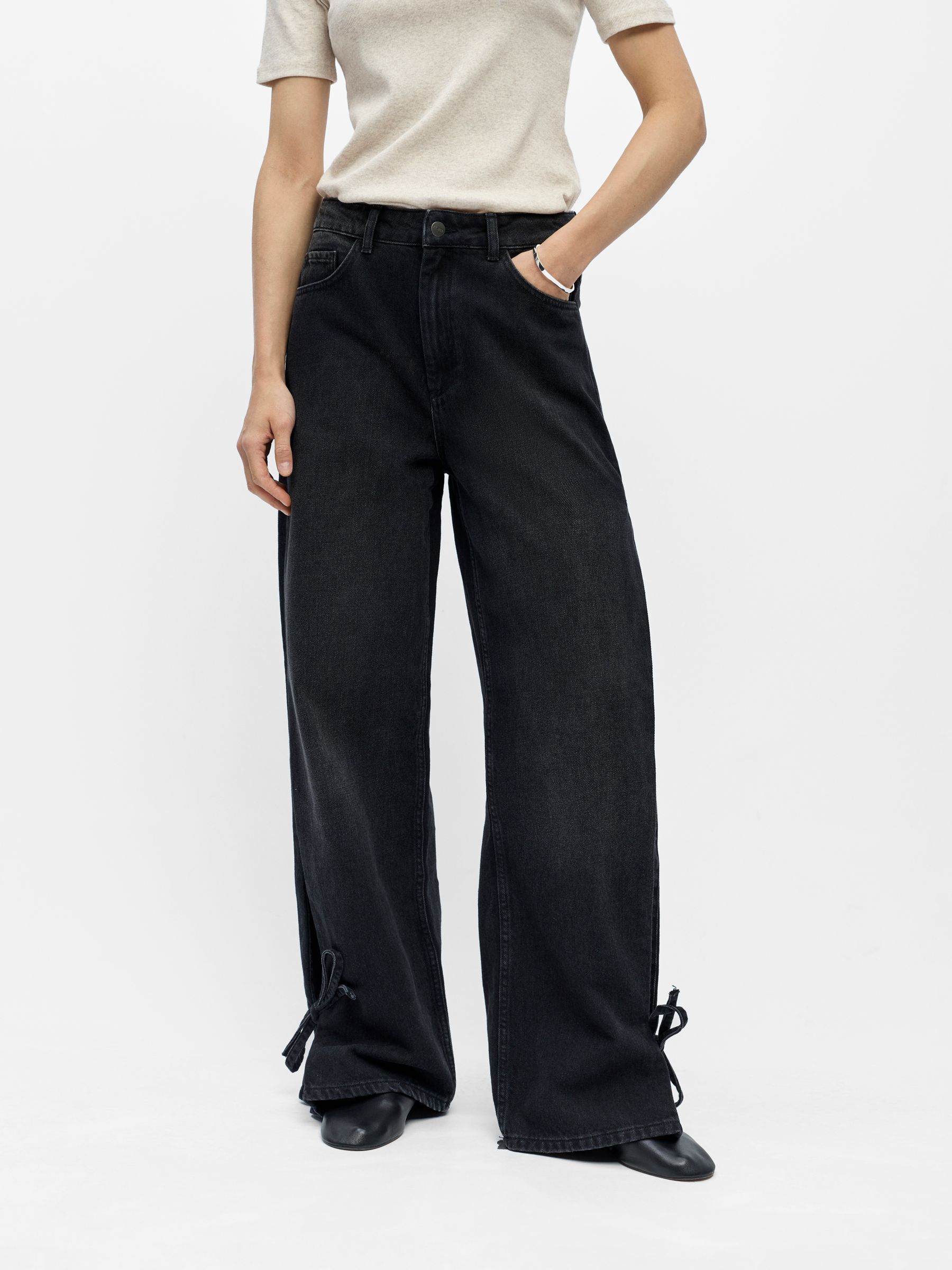 Jean, OBJECT