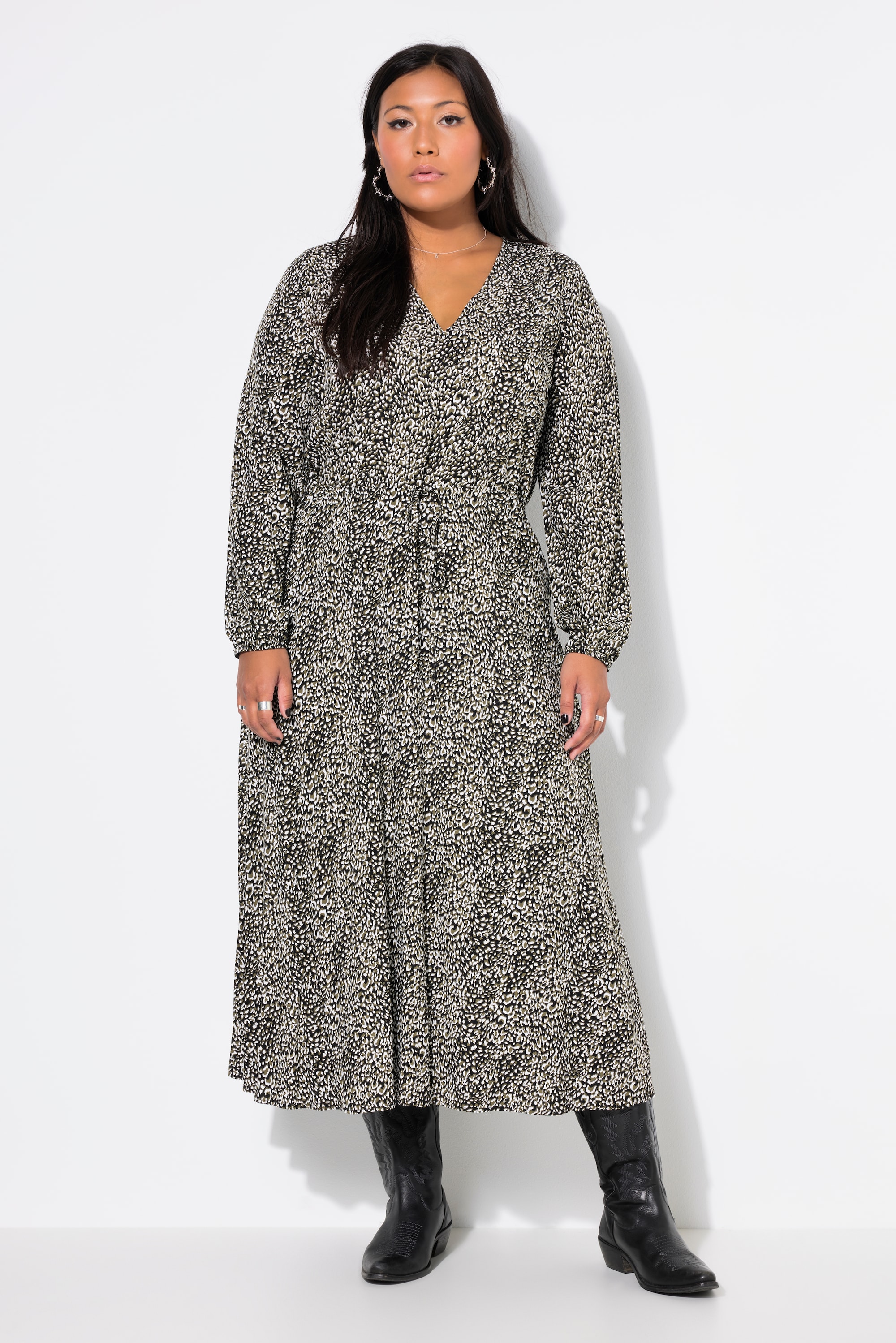 Robe maxi coupe trapèze, STUDIO UNTOLD