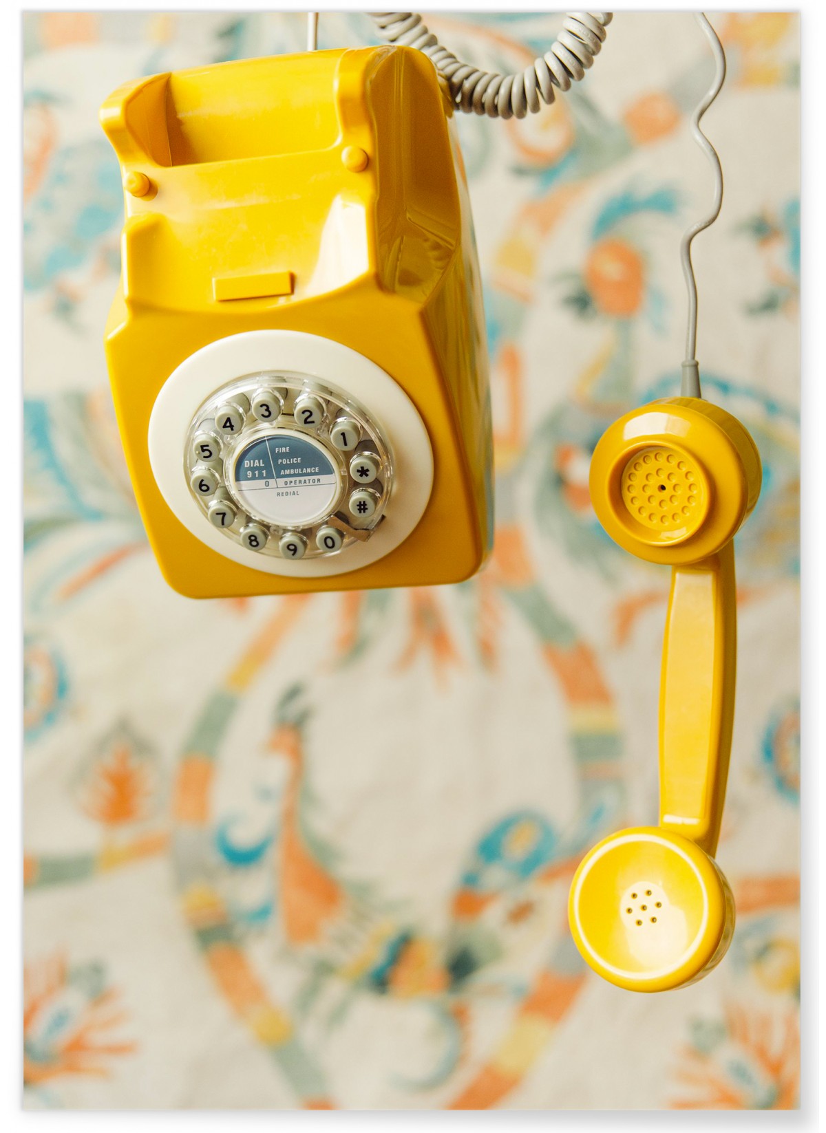 Affiche Yellow Phone 2, L'AFFICHERIE