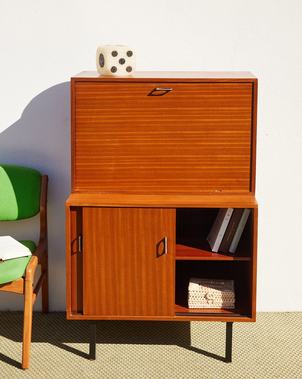 Buffet 2 corps en bois vintage Gustave N°1636 - Bon état, DEBONGOUT