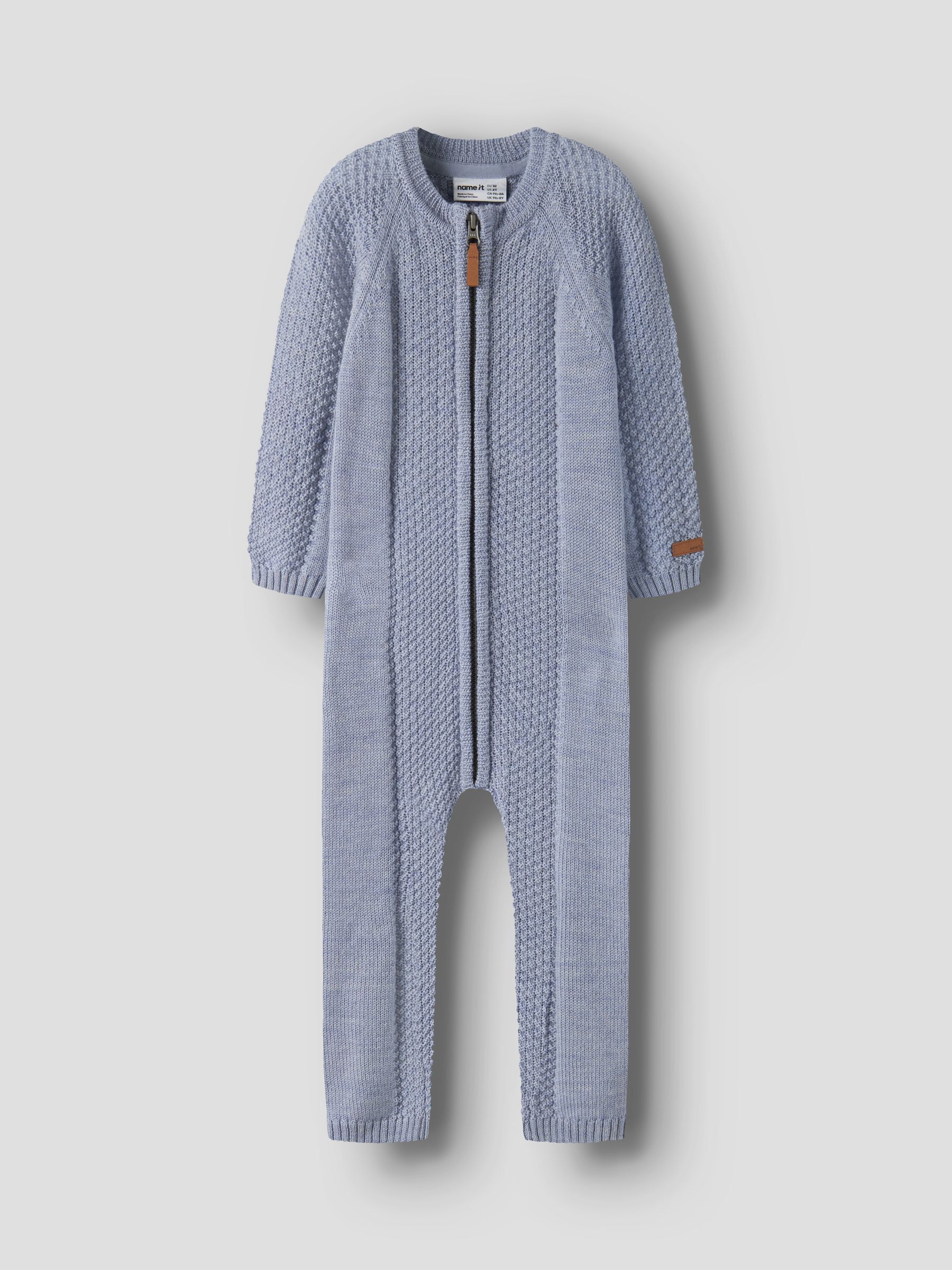 Pyjama Sans Pieds, NAME IT
