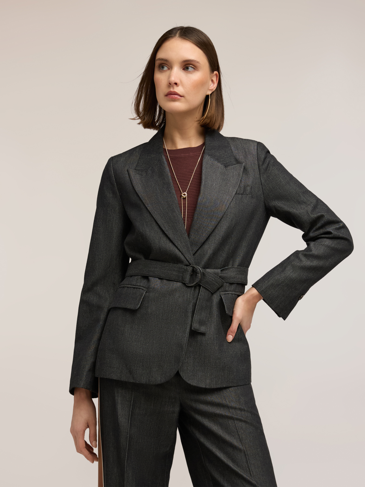 Blazer avec ceinture en mélange de ramie., MOTIVI