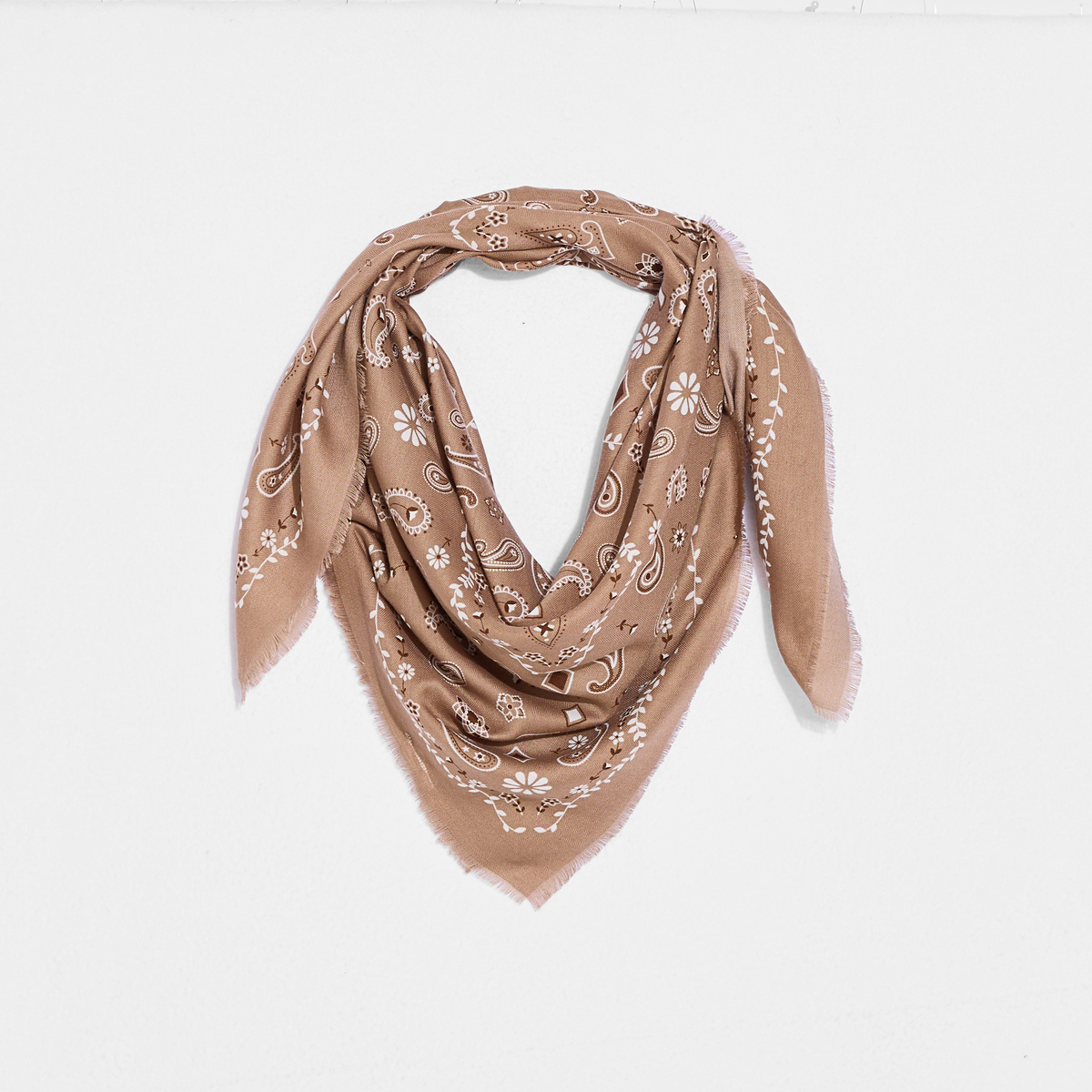 Étole légère motif bandana, GRAIN DE MALICE