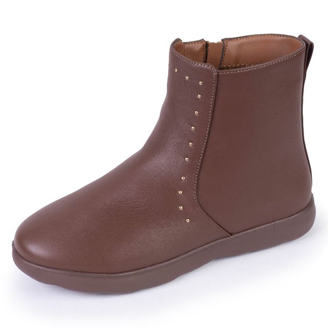 bottes cloutés