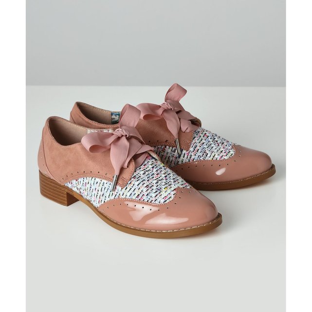 chaussures avec lacets ruban